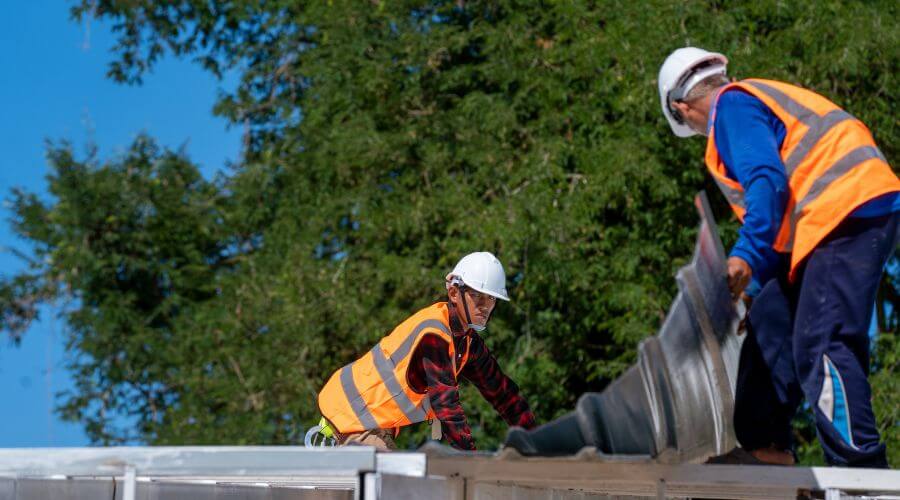 Roof leak detection in Trafalgar, IN